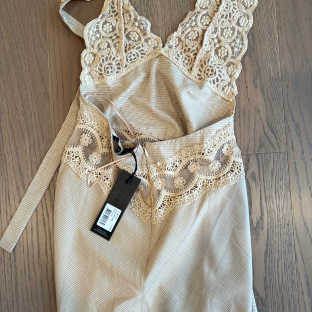 Lioness sundress - Picture 5 of 6